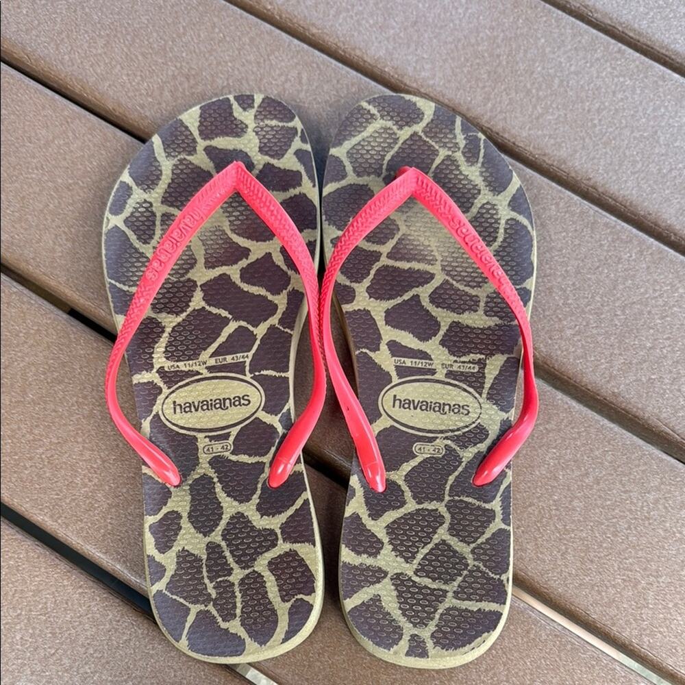Havaianas Slim Fluorescent Animal Giraffe Sandals Women's 11/12